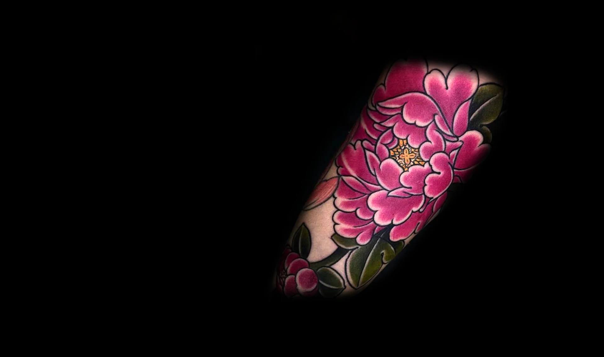 Piercings et Tatouages à Bordeaux, pierceur et tatoueur.