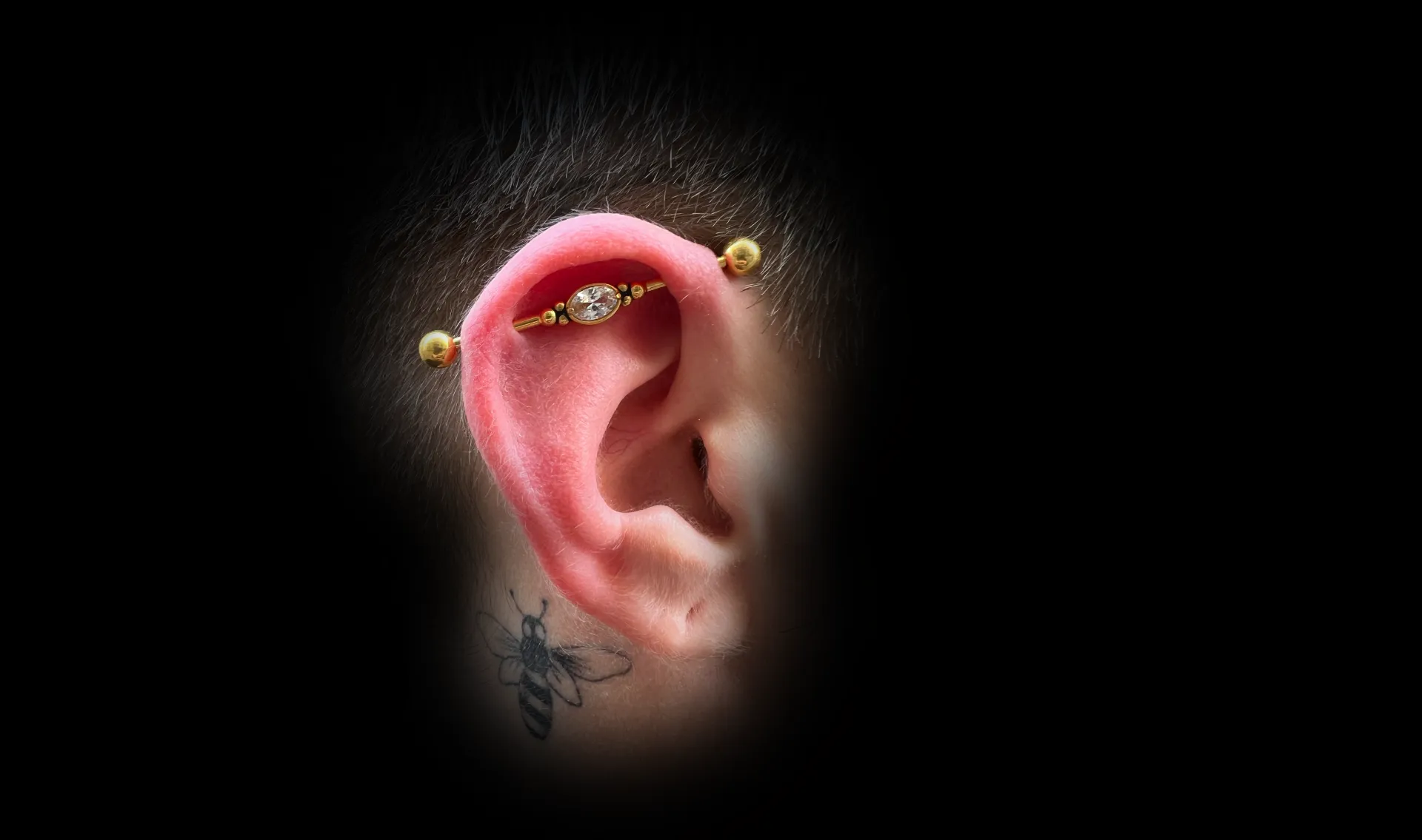 Piercings et Tatouages à Bordeaux, pierceur et tatoueur.