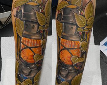 Tatoueurs en guests à Bordeaux au Perce Muraille.