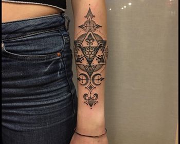 Tatoueurs en guests à Bordeaux au Perce Muraille.