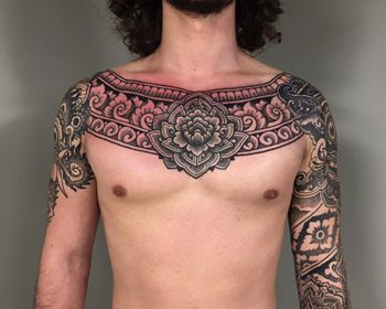 Tatoueurs en guests à Bordeaux au Perce Muraille.