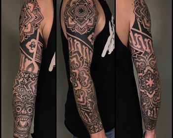 Tatoueurs en guests à Bordeaux au Perce Muraille.