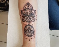 Tatoueurs en guests à Bordeaux au Perce Muraille.