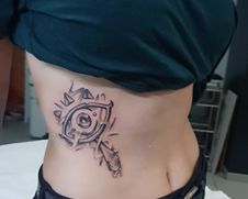 Tatoueurs en guests à Bordeaux au Perce Muraille.