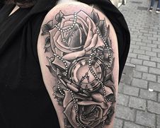 Tatoueurs en guests à Bordeaux au Perce Muraille.