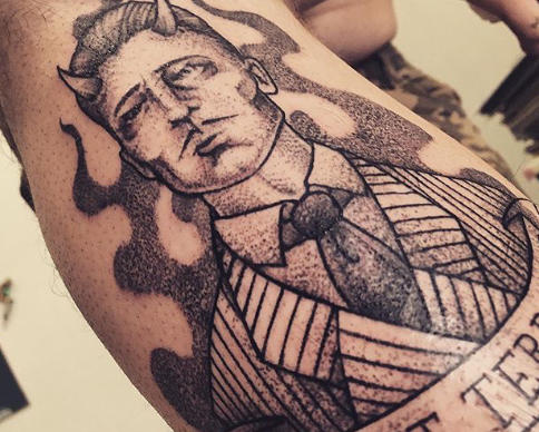 Salon de tatouage, tatoueur à Bordeaux - Shop St Michel (33).
