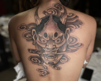 Salon de tatouage, tatoueur à Bordeaux - Shop St Michel (33).