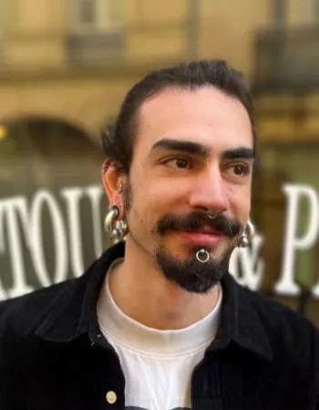 Salon de tatouage, tatoueur à Bordeaux - Shop St Michel (33).